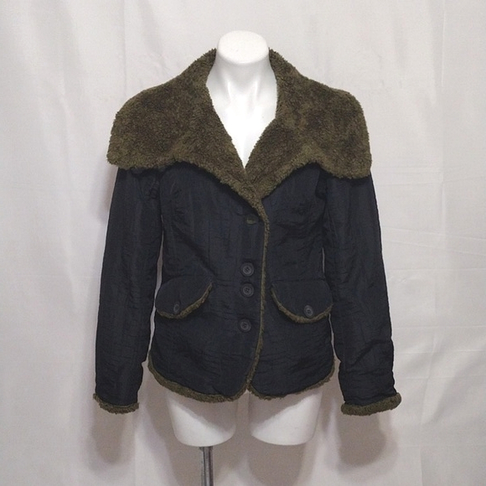 Easy Comfort Cozy Faux Fur Widespread Collar Button Front Warm Jacket Small